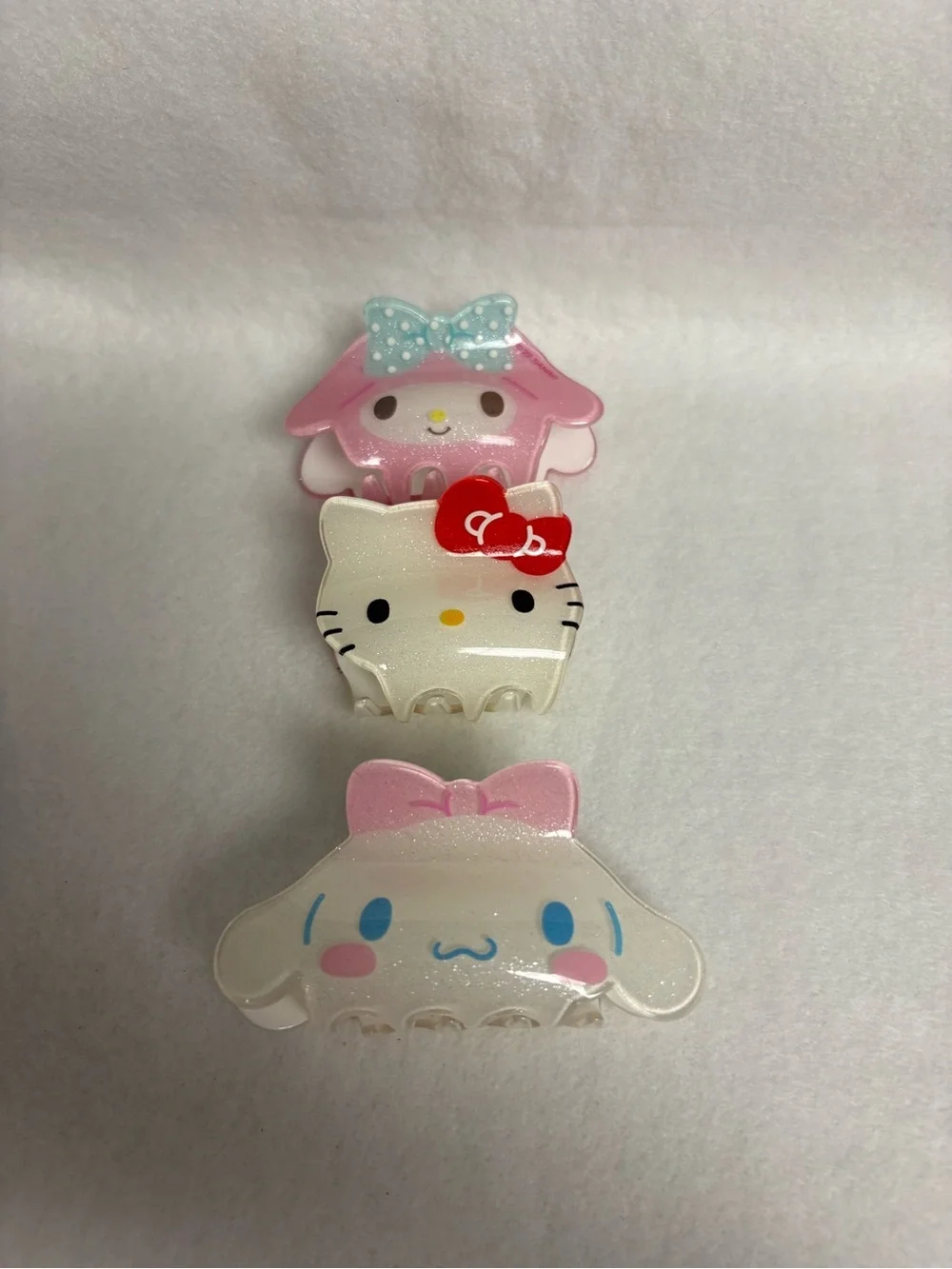 Set of 3 Sanrio Small Plastic Hair Clips Hello Kitty My Melody Cinnamoroll
